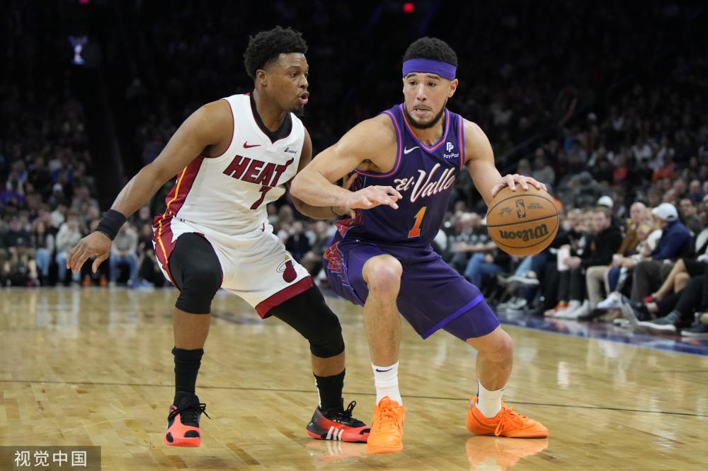 脱颖而出的 脱颖而出的